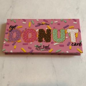 Violet Voss Eye ‘Donut’ Care Eye Shadow Palette